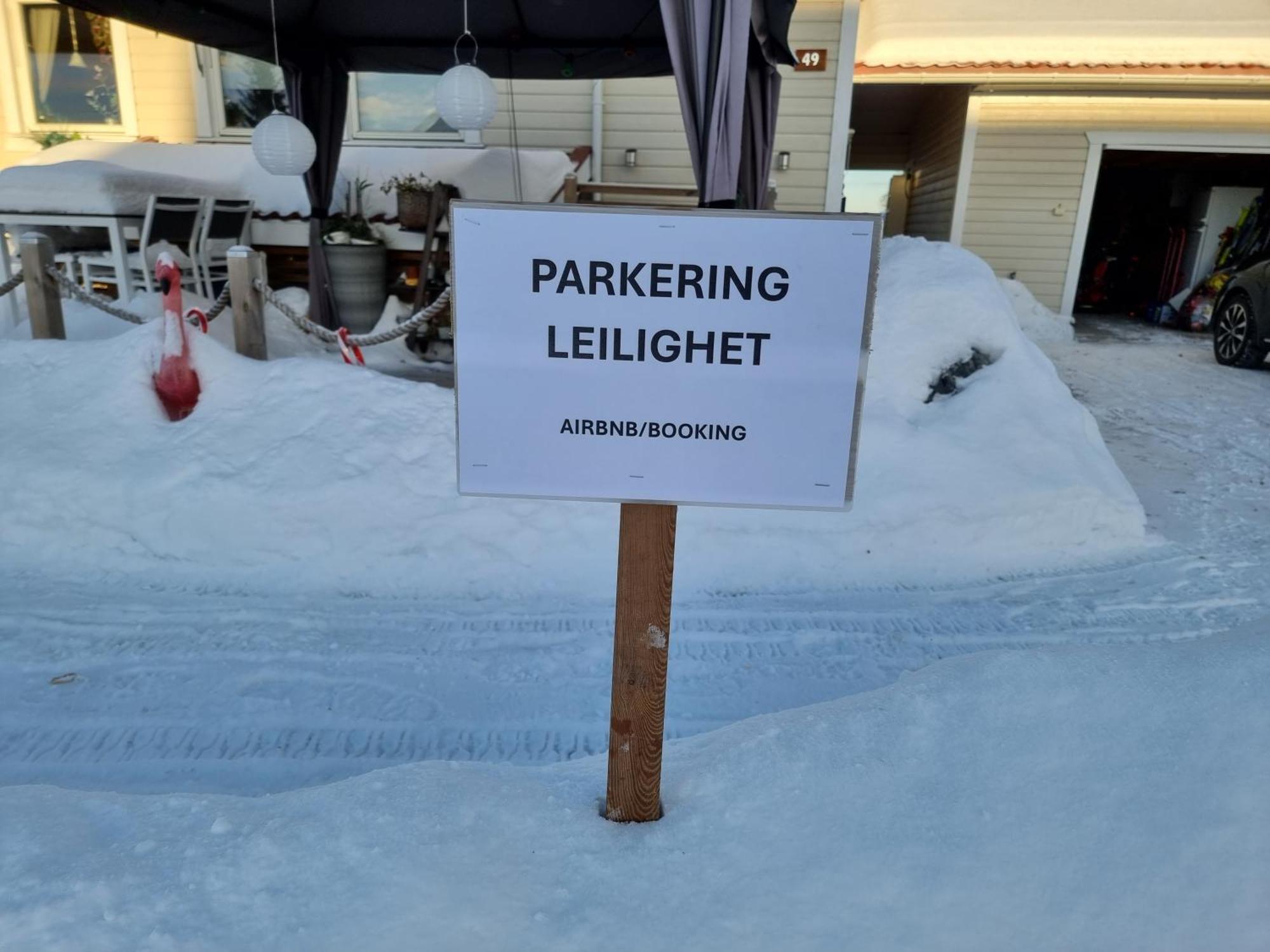 Apartment Kjellerleilighet Egen Inngang.